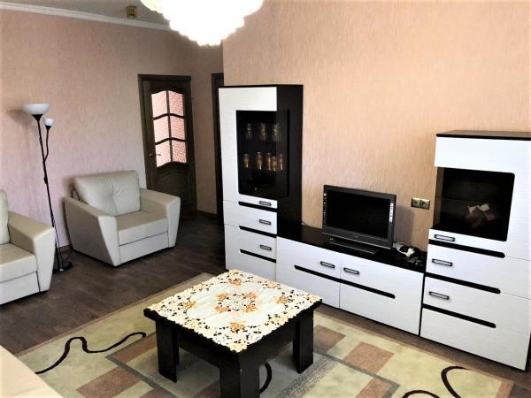 2-комн. квартира, 65 м², 3/4 этаж