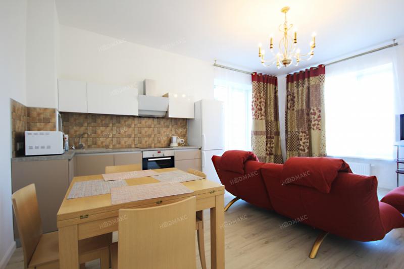 2-комн. квартира, 58 м², 3/22 этаж