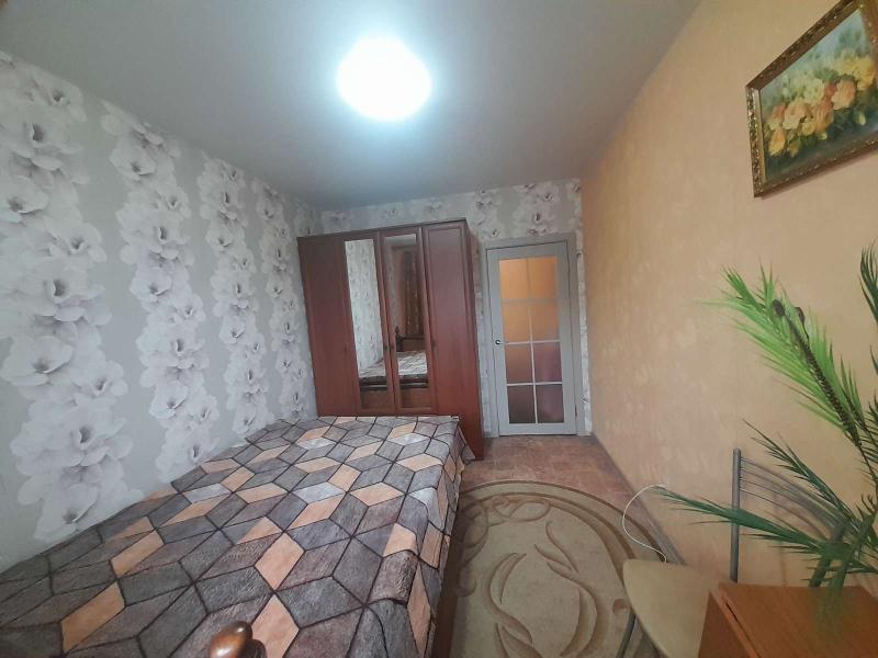2-комн. квартира, 56 м², 2/4 этаж