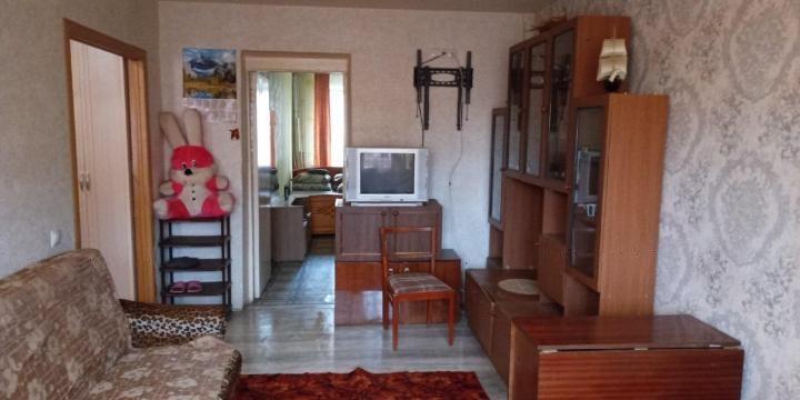 2-комн. квартира, 65 м², 1/5 этаж