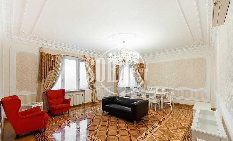 4-комн. квартира, 180 м², 13/24 этаж