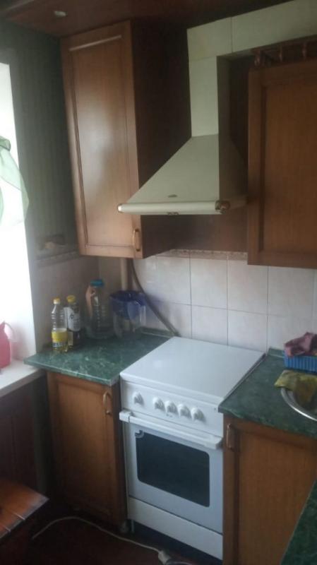 2-комн. квартира, 49 м², 3/5 этаж