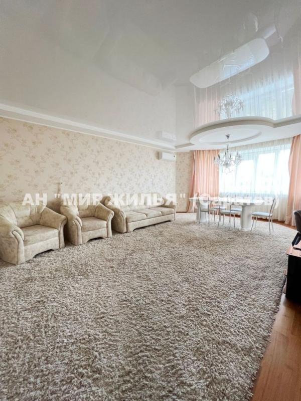 4-комн. квартира, 133 м², 4/12 этаж