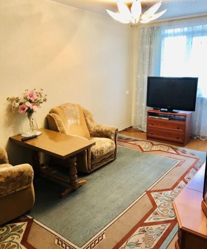 2-комн. квартира, 46 м², 2/5 этаж