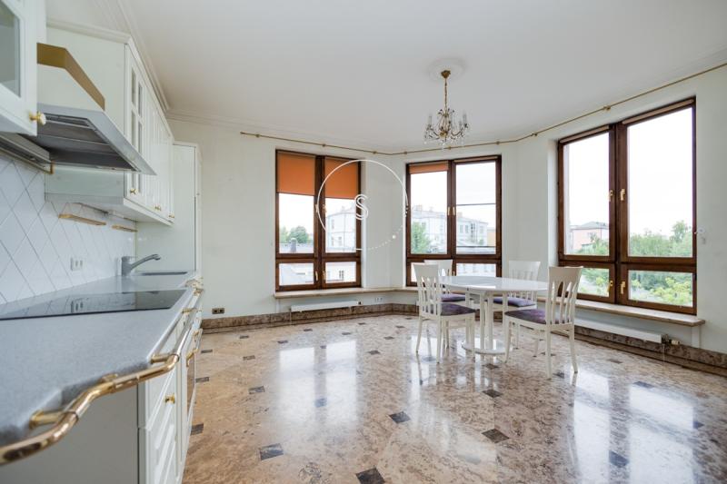 4-комн. квартира, 150 м², 3/11 этаж