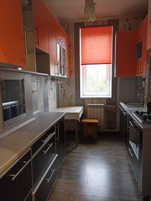 2-комн. квартира, 54 м², 1/2 этаж