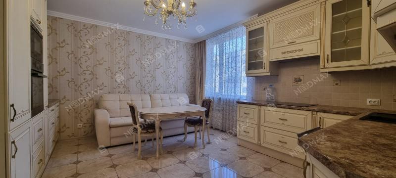 2-комн. квартира, 78 м², 7/9 этаж