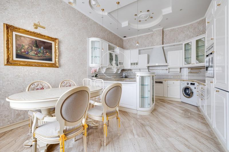4-комн. квартира, 150 м², 5/7 этаж