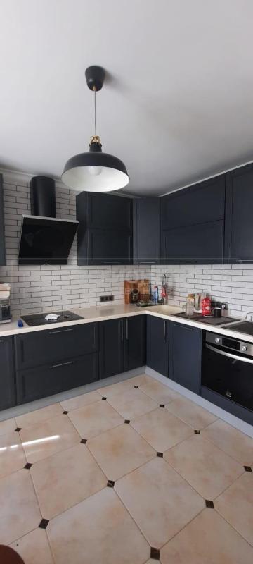 2-комн. квартира, 62 м², 4/17 этаж