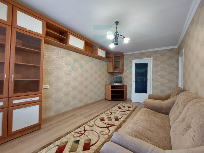 2-комн. квартира, 43 м², 2/5 этаж