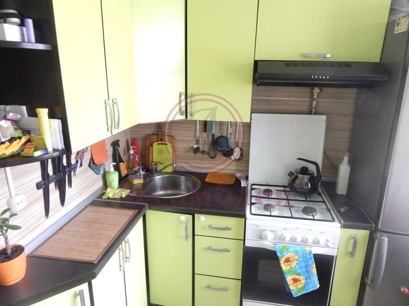 2-комн. квартира, 42 м², 1/5 этаж