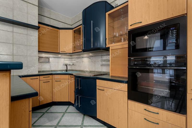 4-комн. квартира, 175 м², 7/8 этаж