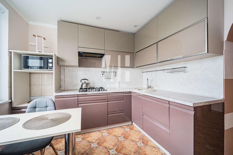 2-комн. квартира, 47 м², 3/5 этаж