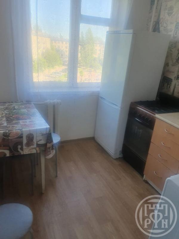 2-комн. квартира, 47 м², 4/5 этаж