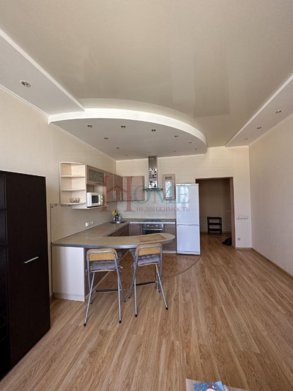 2-комн. квартира, 54 м², 11/19 этаж