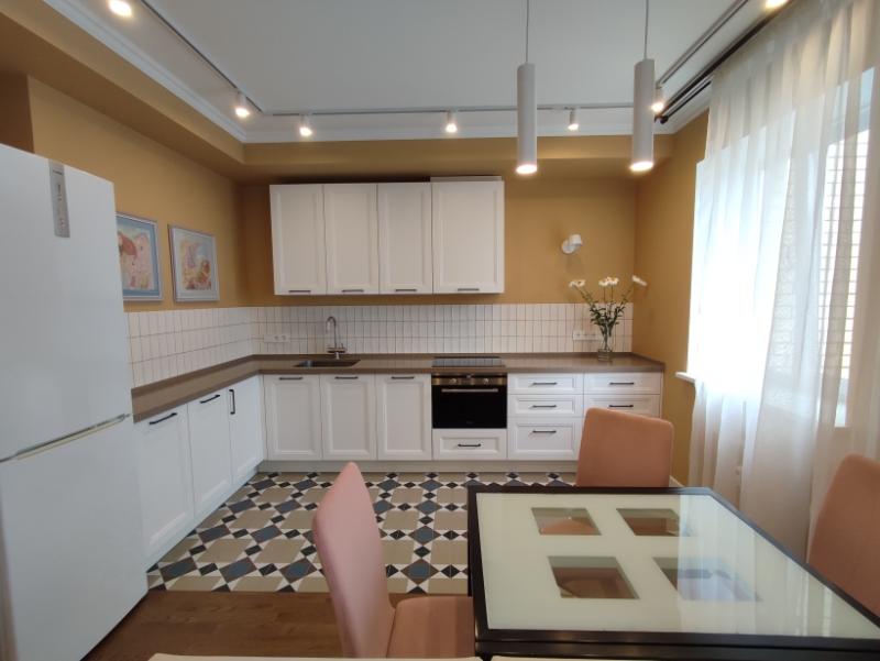 3-комн. квартира, 77 м², 15/15 этаж