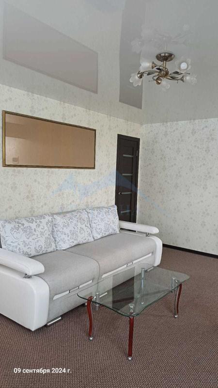 2-комн. квартира, 43 м², 3/5 этаж