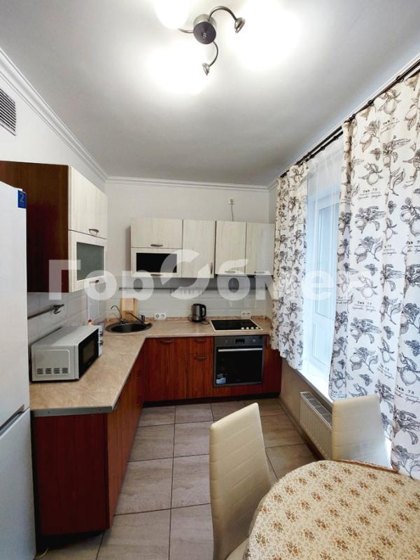 2-комн. квартира, 65 м², 3/25 этаж