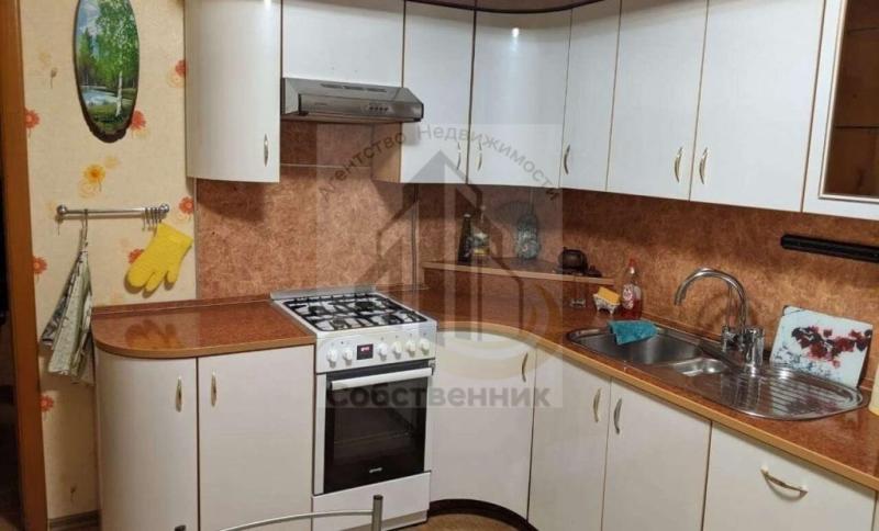 3-комн. квартира, 90 м², 2/10 этаж