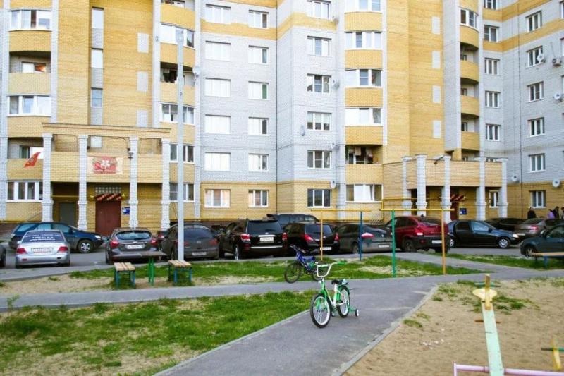 3-комн. квартира, 70 м², 1/8 этаж