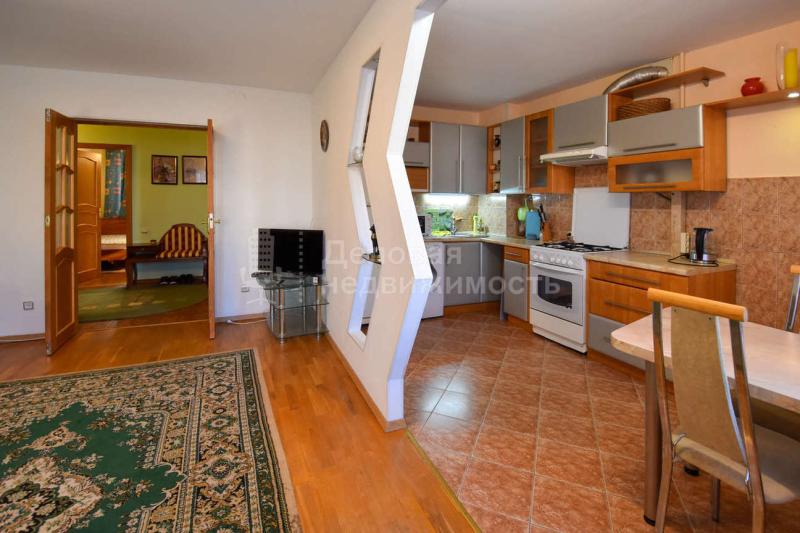 4-комн. квартира, 76 м², 2/5 этаж