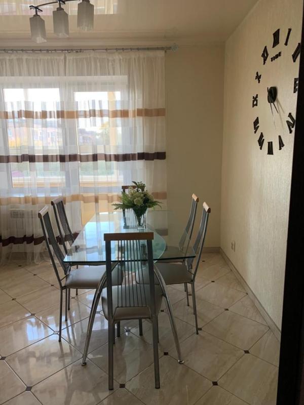 2-комн. квартира, 60 м², 3/5 этаж