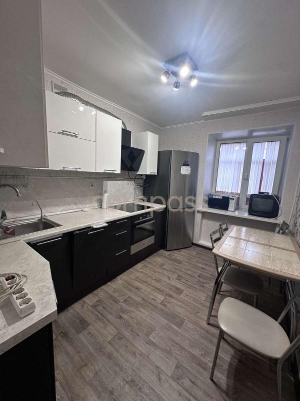 2-комн. квартира, 46 м², 3/9 этаж