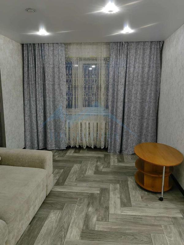 2-комн. квартира, 42 м², 4/5 этаж