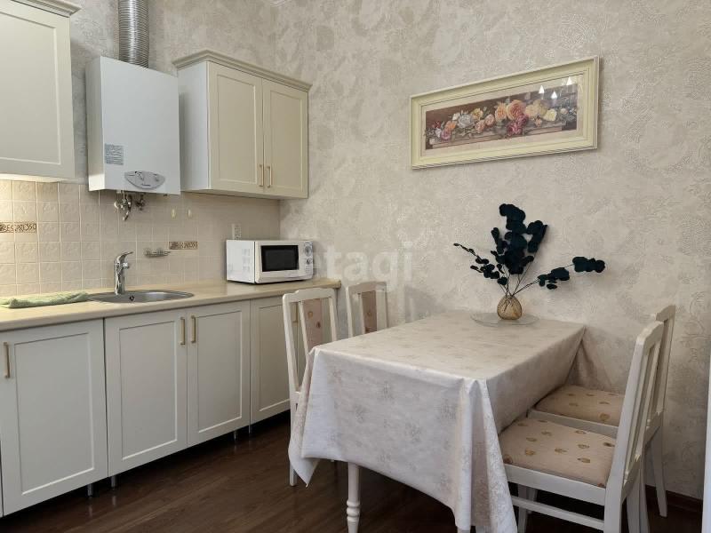 2-комн. квартира, 60 м², 3/5 этаж