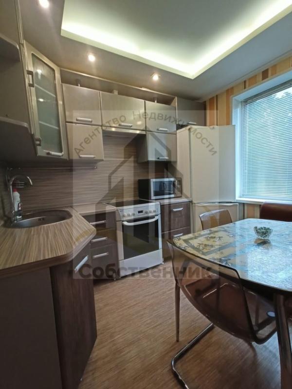 2-комн. квартира, 54 м², 1/9 этаж