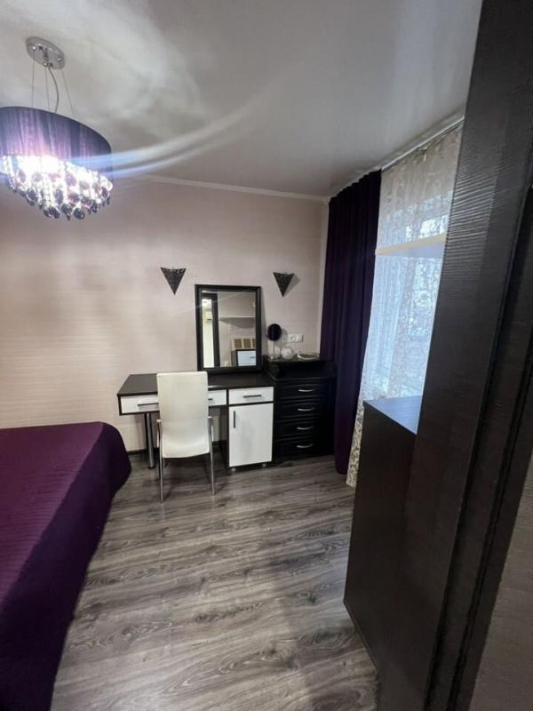 2-комн. квартира, 42 м², 2/5 этаж
