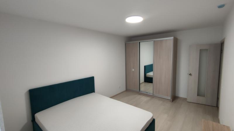 2-комн. квартира, 54 м², 12/25 этаж
