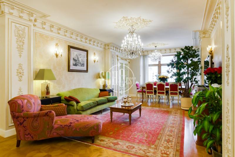 5-комнатная Квартира, 250 м2