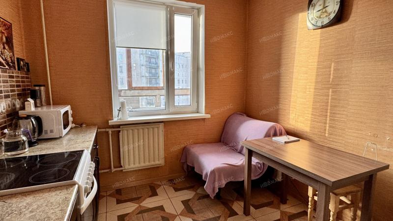 2-комн. квартира, 52 м², 10/12 этаж
