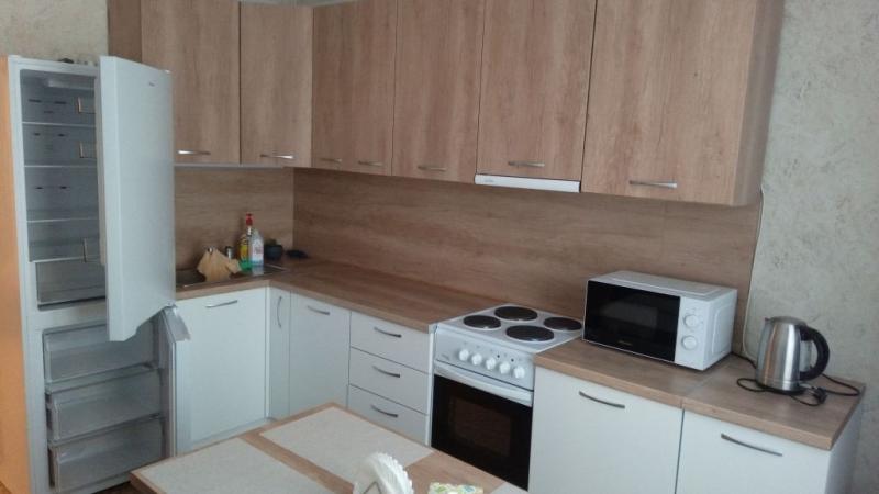 2-комн. квартира, 51 м², 1/11 этаж