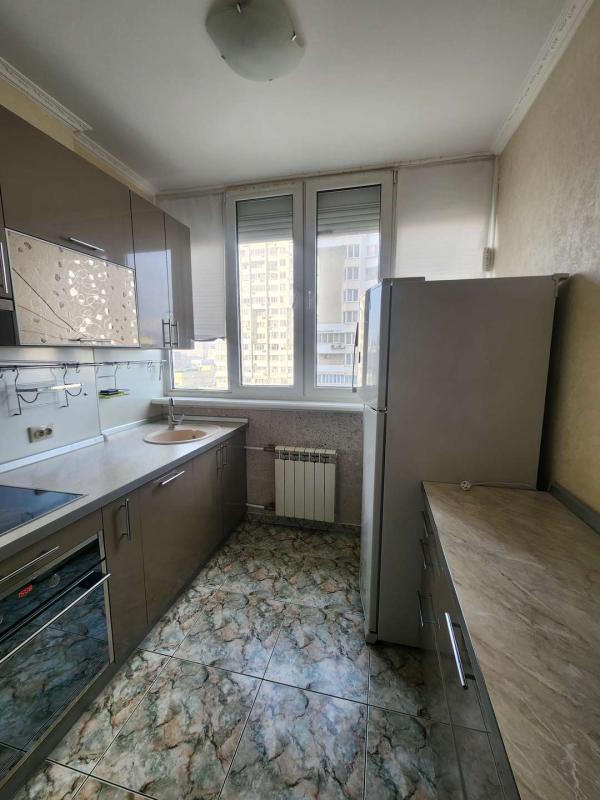 2-комн. квартира, 67 м², 2/16 этаж