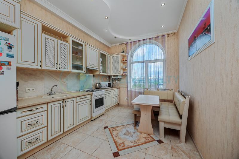 1-комн. квартира, 46 м², 4/4 этаж