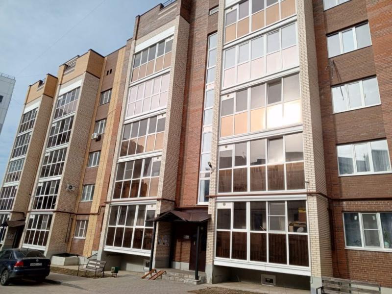 2-комн. квартира, 69 м², 3/5 этаж