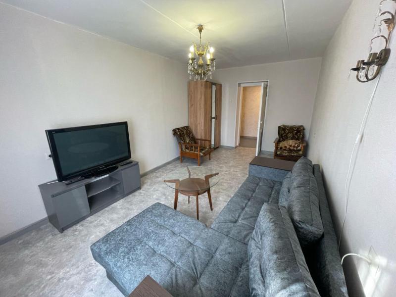 3-комн. квартира, 62 м², 1/9 этаж