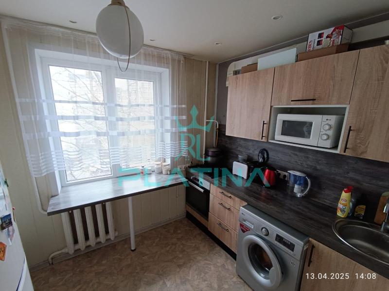 2-комн. квартира, 54 м², 3/9 этаж