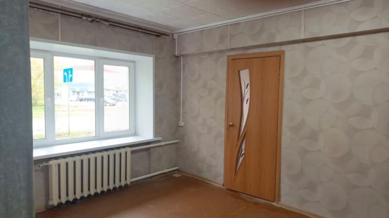 2-комн. квартира, 42 м², 1/4 этаж