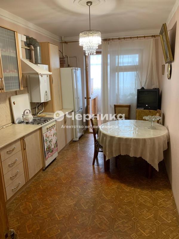 2-комн. квартира, 80 м², 4/5 этаж