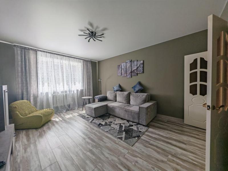 2-комн. квартира, 80 м², 5/10 этаж