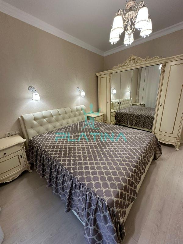 3-комн. квартира, 90 м², 3/14 этаж