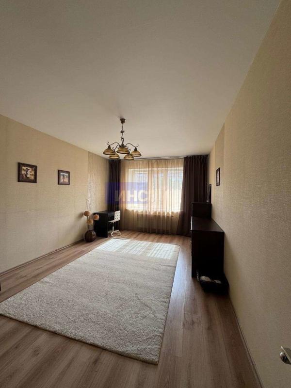 2-комн. квартира, 75 м², 5/10 этаж