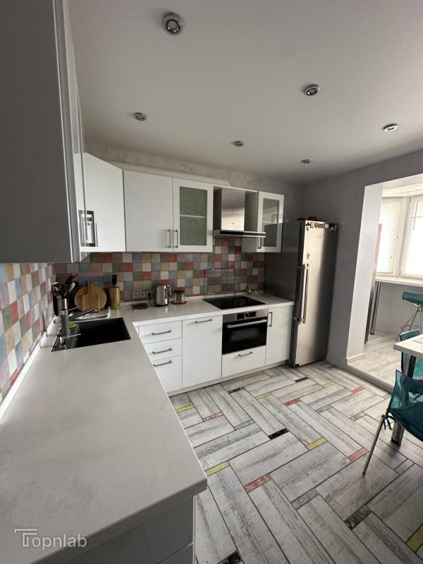 4-комн. квартира, 130 м², 5/14 этаж