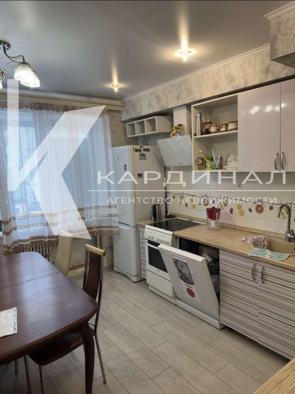 4-комн. квартира, 85 м², 2/9 этаж