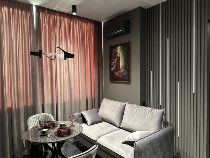 2-комн. квартира, 43 м², 16/30 этаж