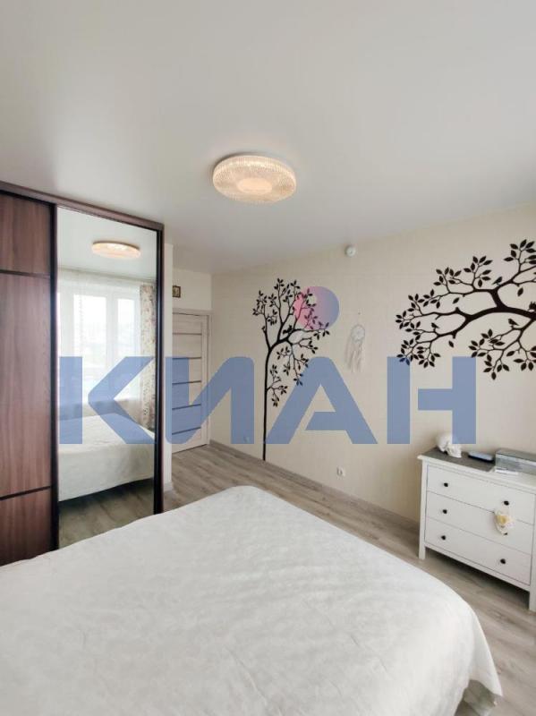 2-комн. квартира, 70 м², 8/10 этаж