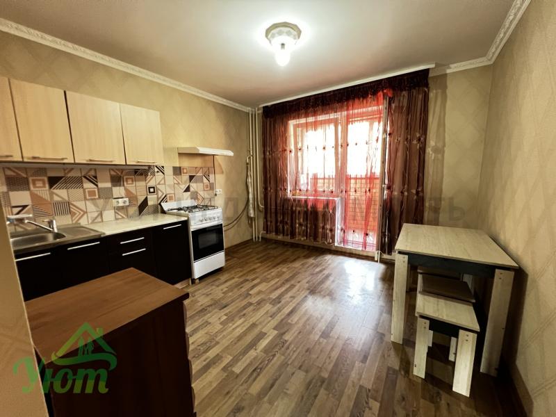 3-комн. квартира, 96 м², 2/5 этаж